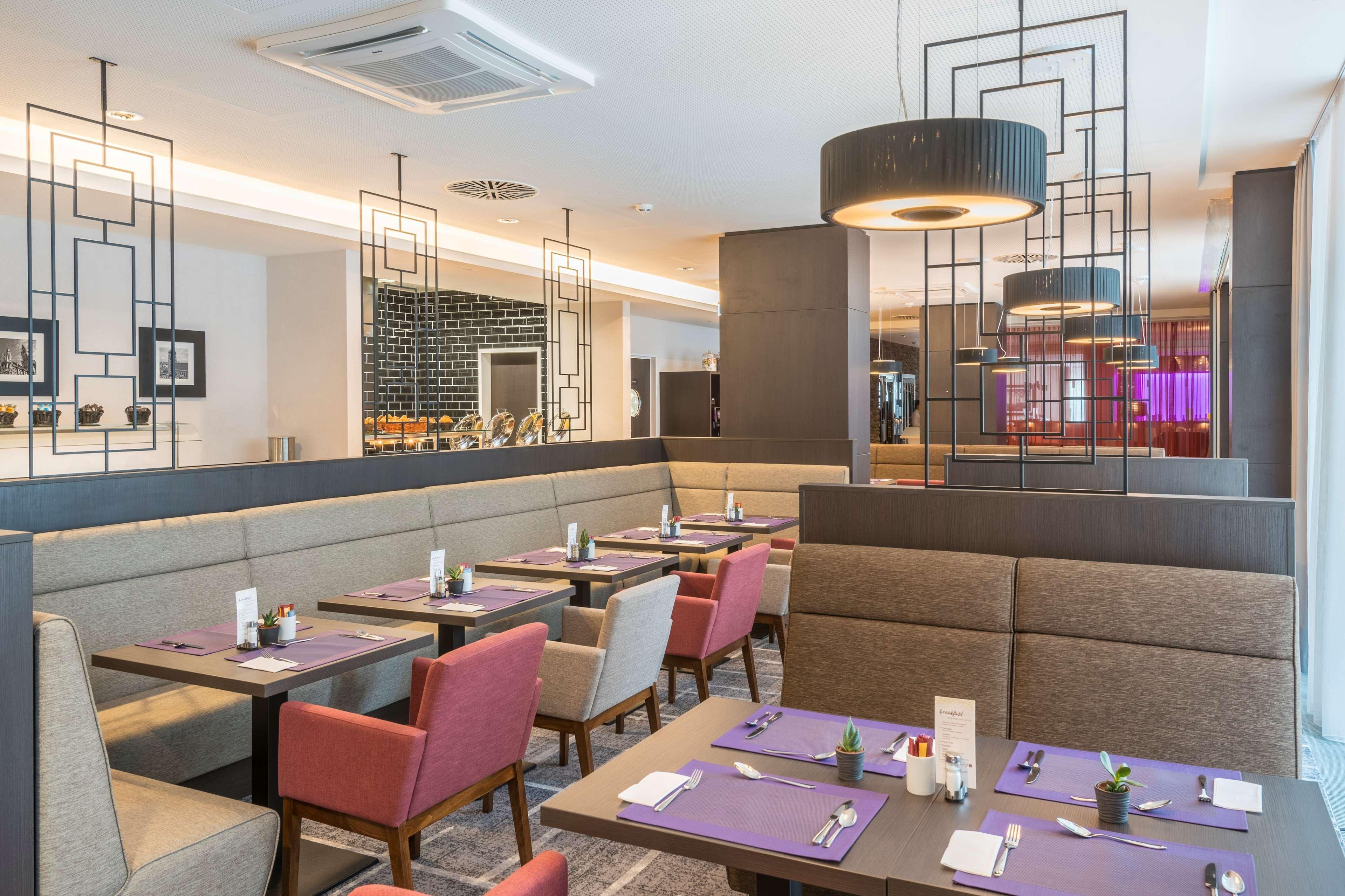 Hilton Garden West Hotel München